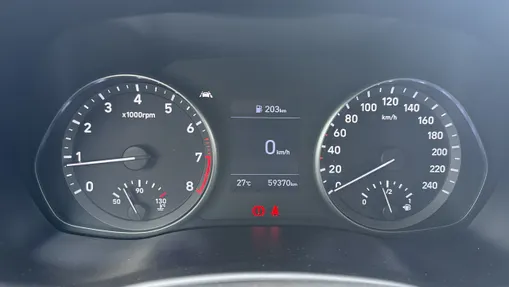 HYUNDAI i30 -