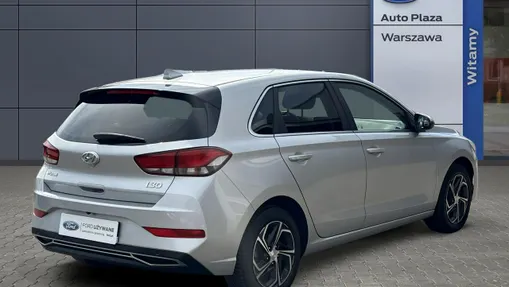 HYUNDAI i30 -