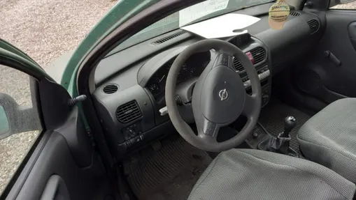 OPEL Corsa -