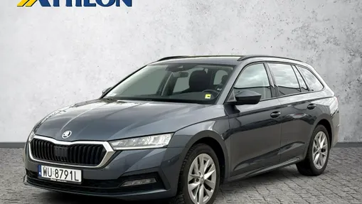 SKODA Octavia -