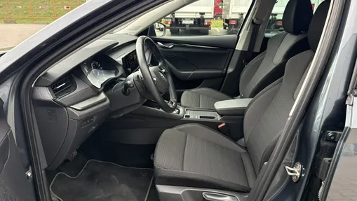 SKODA Octavia -