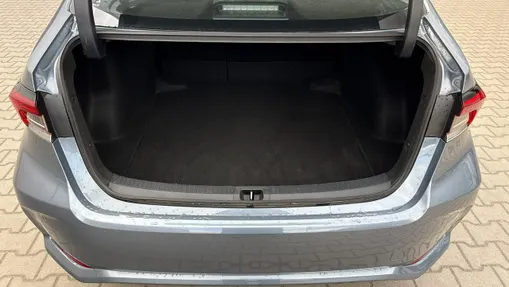 TOYOTA Corolla -