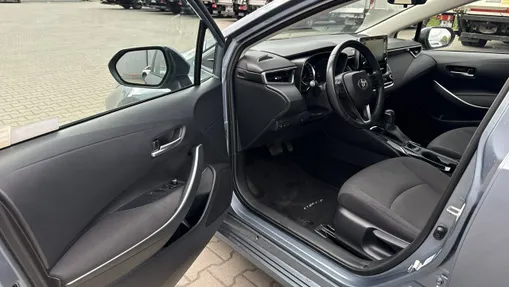 TOYOTA Corolla -