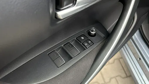 TOYOTA Corolla -