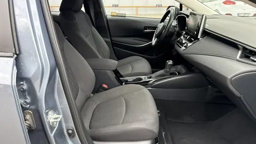 TOYOTA Corolla -