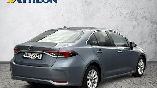 TOYOTA Corolla -