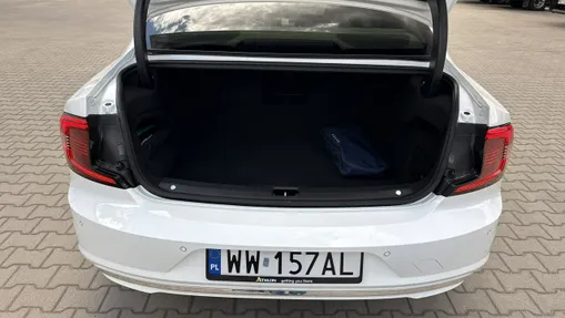 VOLVO S90 -