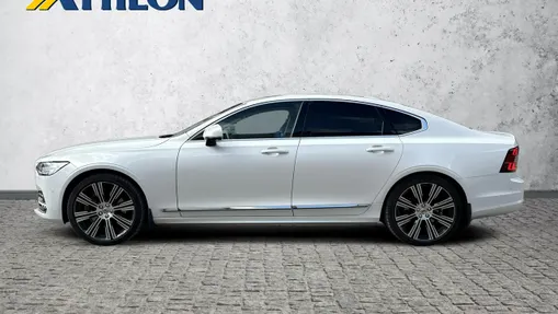 VOLVO S90 -