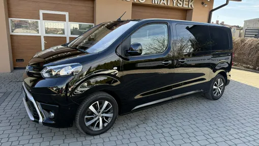 TOYOTA Proace Verso -