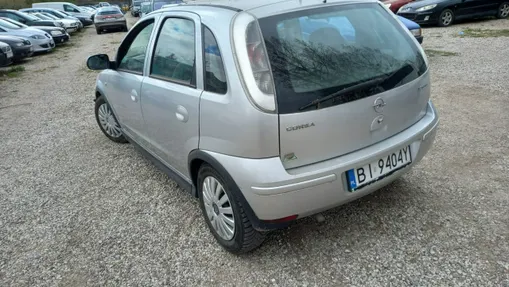 OPEL Corsa -