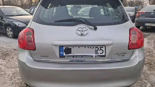 TOYOTA Auris -