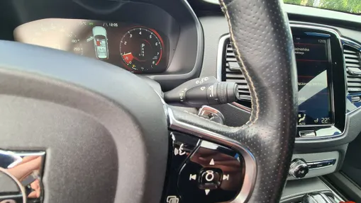 VOLVO XC90 -
