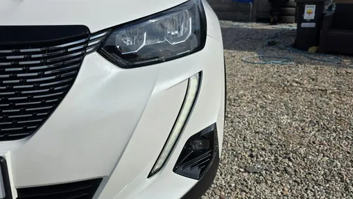 PEUGEOT 2008 -