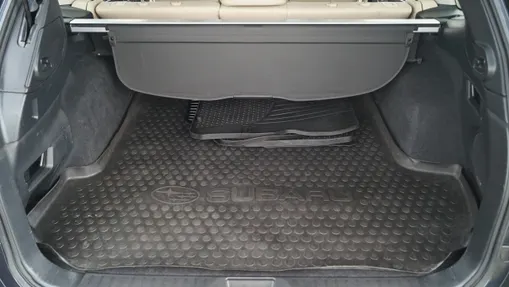 SUBARU Outback -