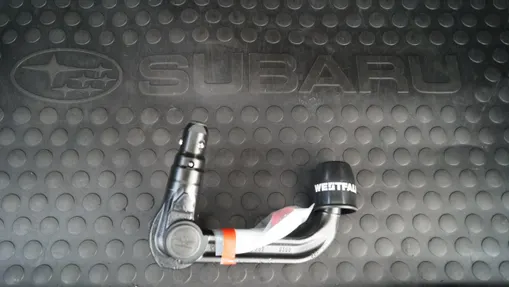 SUBARU Outback -