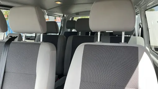 VOLKSWAGEN Transporter -
