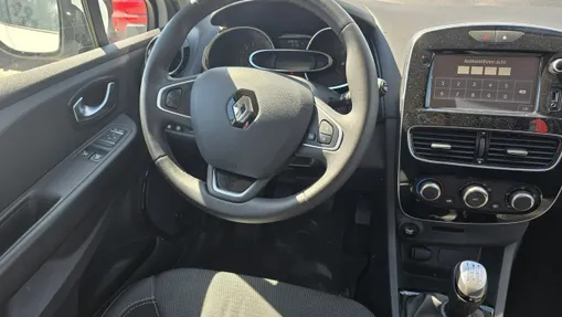 RENAULT Clio -
