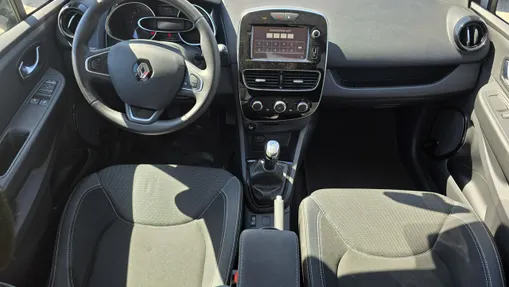 RENAULT Clio -