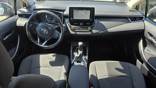 TOYOTA Corolla -