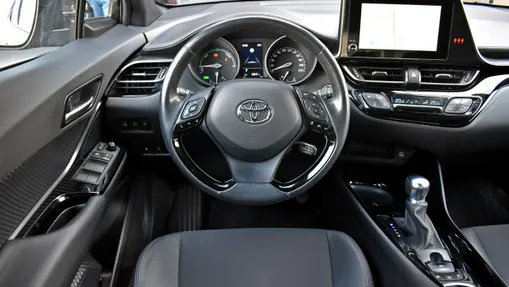 TOYOTA C-HR -