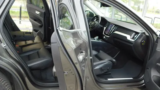 VOLVO XC60 -