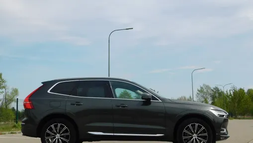 VOLVO XC60 -