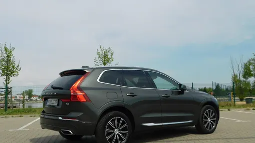 VOLVO XC60 -