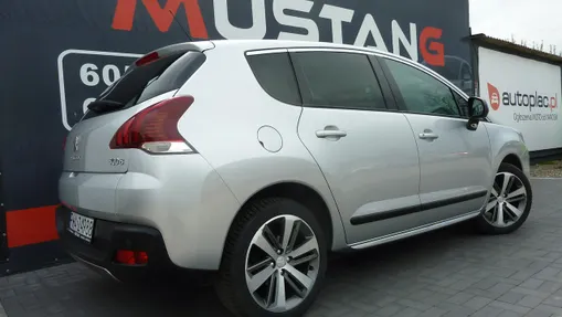 PEUGEOT 3008 -