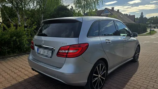 MERCEDES-BENZ B Klasa -