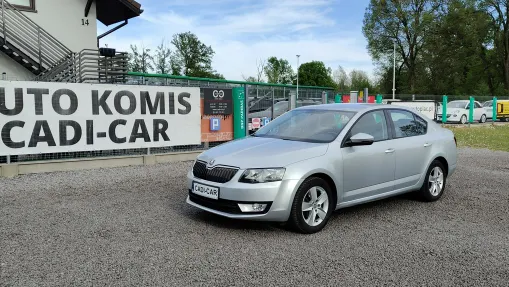 SKODA Octavia -