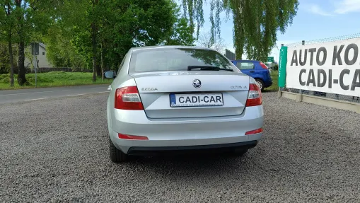 SKODA Octavia -
