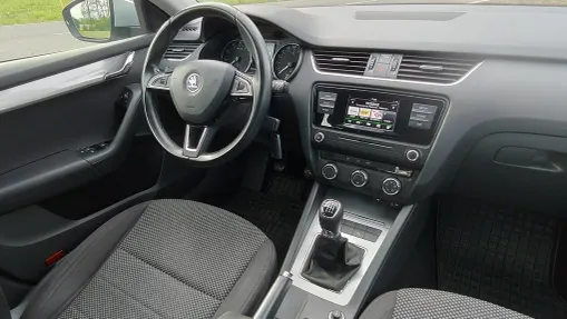SKODA Octavia -