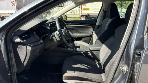 SKODA Octavia -