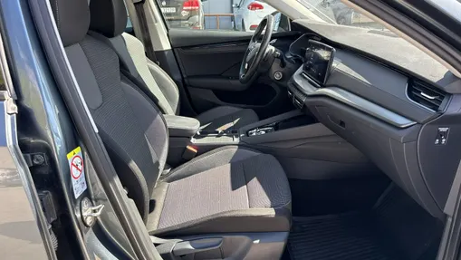 SKODA Octavia -