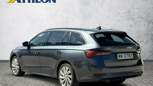 SKODA Octavia -