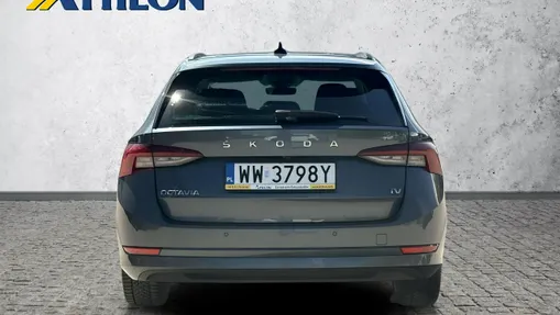 SKODA Octavia -