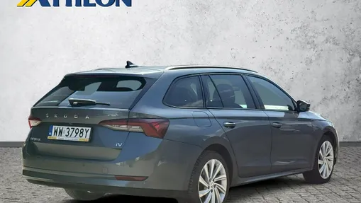 SKODA Octavia -