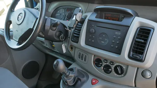 OPEL Vivaro -