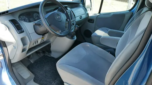 OPEL Vivaro -