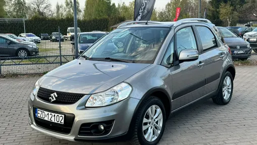 SUZUKI SX4 -