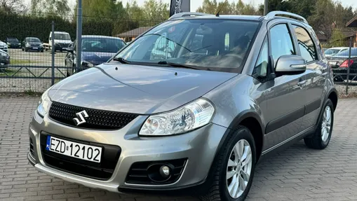 SUZUKI SX4 -