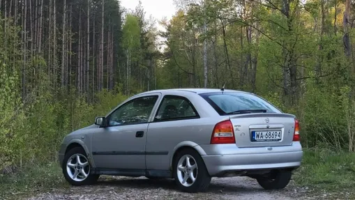 OPEL Astra -