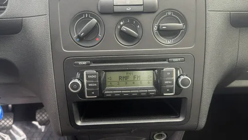 VOLKSWAGEN Caddy -