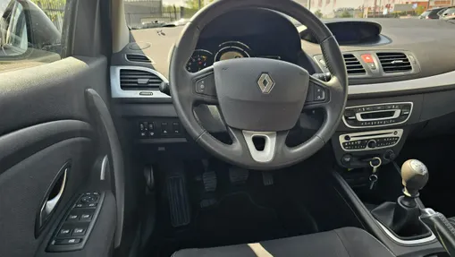 RENAULT Megane -