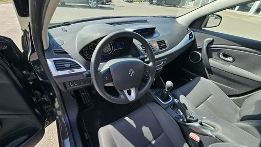 RENAULT Megane -