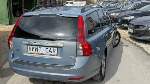 VOLVO V50 -