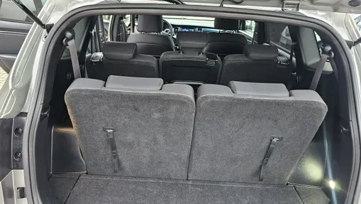 KIA Carens -