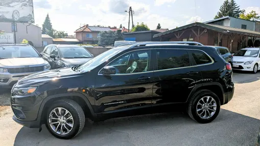 JEEP Cherokee -