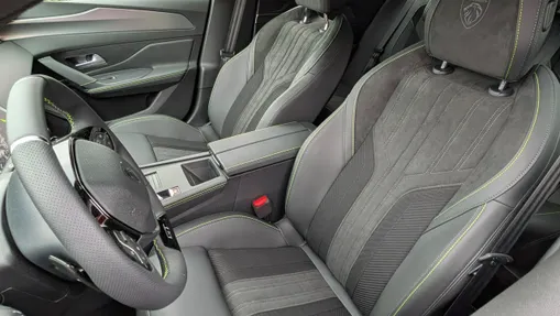 PEUGEOT 408 -