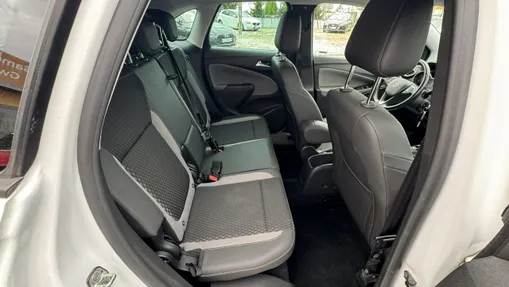 OPEL Crossland X -